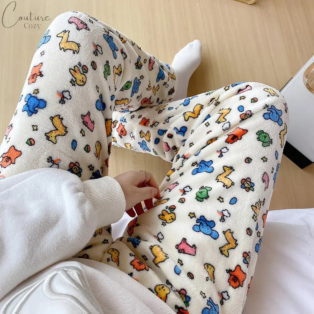 2023 Anime Sanrio Hello Kitty Pajamas Black Flannel Women Kawaii Woolen White Cartoon Casual Home Pants Autumn Fashion Trousers Couture Cozy