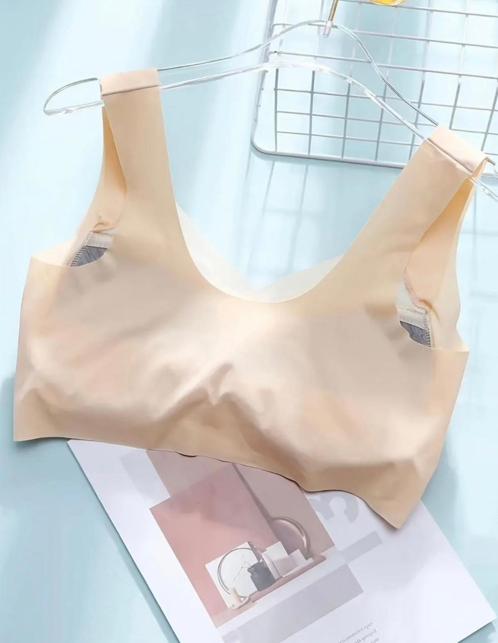 5 pics Seamless Push-Up Comfort Bra for Women | Wireless Everyday Support with Breathable Fabric  Womenswear Bridal Smooth Elegance Style Essential